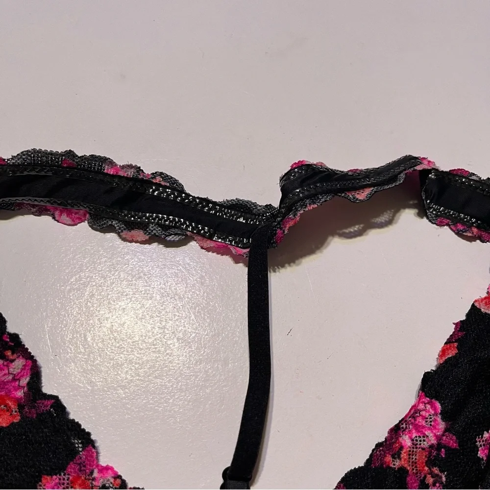 PINK Victoria Secret Black Pink Rose Floral Halter Neck Bralette Bra Small